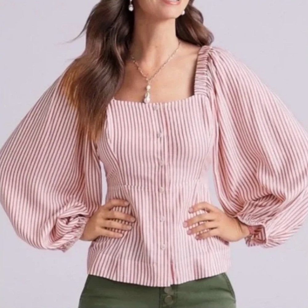 CABI Spring 2021 Carnival Top Puff Sleeve Style #5890